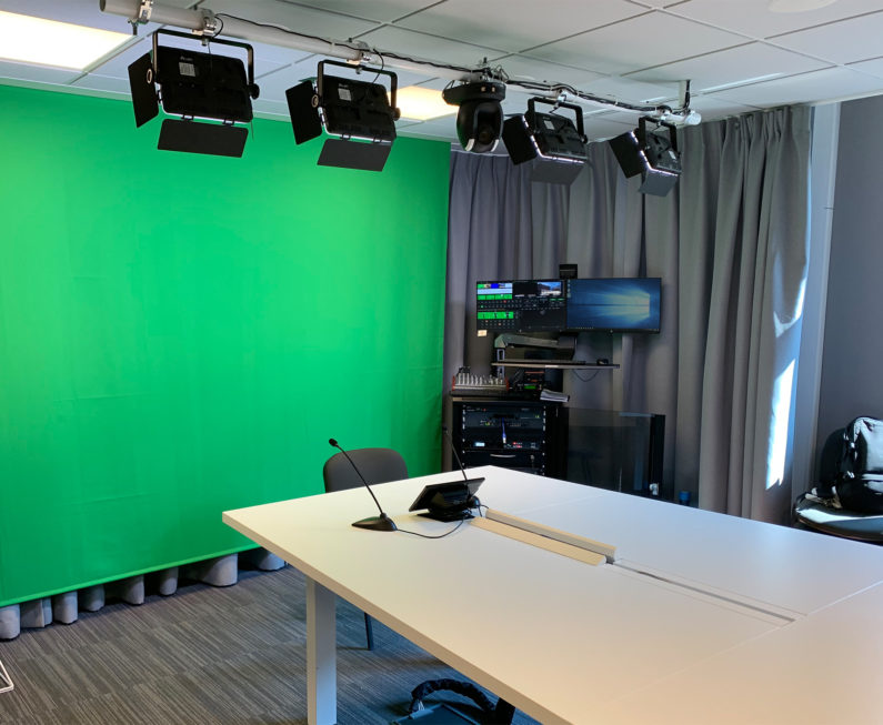 STUDIO_TV01